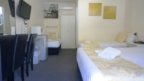 Highway Motor Inn Taree - Accommodation Port Hedland 2