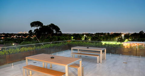Studio 8 Residences - Adults Only - Accommodation Port Hedland 6