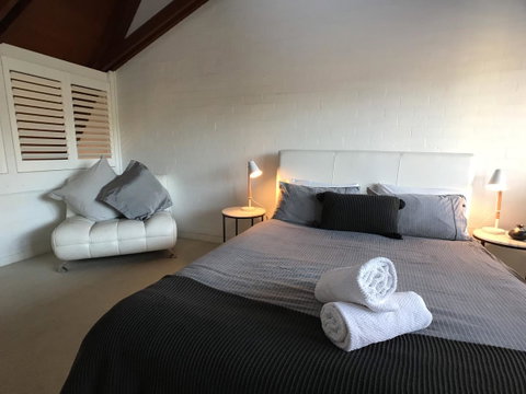 Treetops Everglades Villa - Accommodation Port Hedland 25