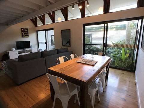Treetops Everglades Villa - Accommodation Port Hedland 9