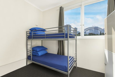 Mad Monkey Downtown - Accommodation Port Hedland 12
