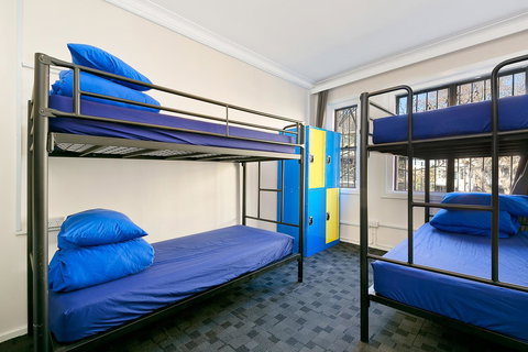 Mad Monkey Downtown - Accommodation Port Hedland 10