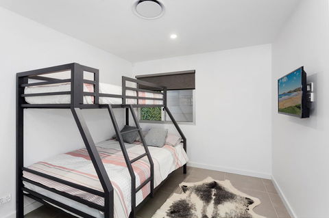Modern Guest House - Accommodation Port Hedland 0