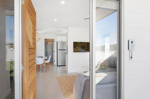 Modern Guest House - Accommodation Port Hedland 6