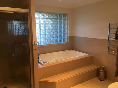 OceanScape Luxury Beachfront Villas - Accommodation Port Hedland 2