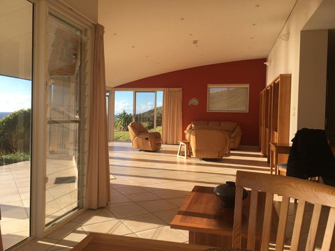 OceanScape Luxury Beachfront Villas - Accommodation Port Hedland 10