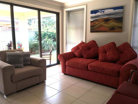 Sydney Amazing Holiday Home Bridal BnB - Accommodation Port Hedland 0