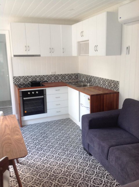 Hideaway Holiday Apartments - Accommodation Port Hedland 11