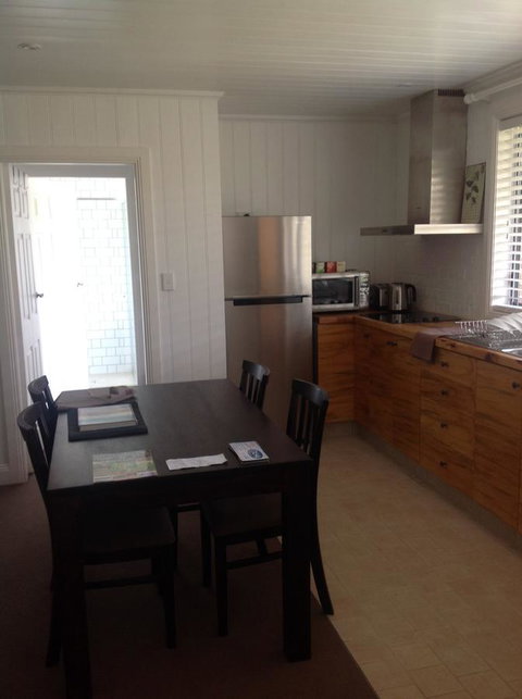 Hideaway Holiday Apartments - Accommodation Port Hedland 14