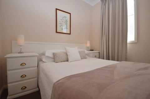 The Old Saddlery - Accommodation Port Hedland 6