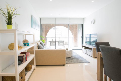 Newly Settled Three Bedrooms Apartment In CBD - Accommodation Port Hedland 0