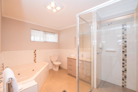 Hume Country Motor Inn - Accommodation Port Hedland 29