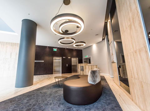 180Â° Water View Three Bedroom (wooden Furniture) - Accommodation Port Hedland 14