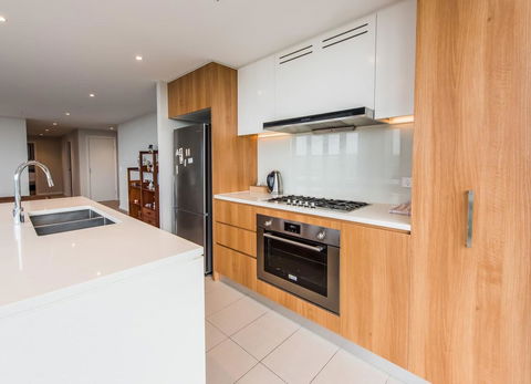 180Â° Water View Three Bedroom (wooden Furniture) - Accommodation Port Hedland 31