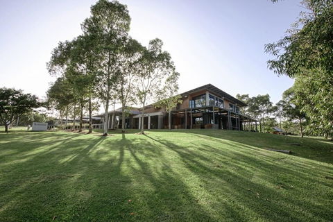 180Â° Water View Three Bedroom (wooden Furniture) - Accommodation Port Hedland 13