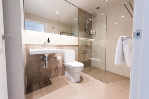 180Â° Water View Three Bedroom (wooden Furniture) - Accommodation Port Hedland 27