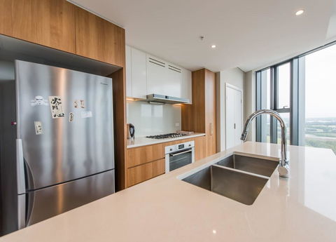 180Â° Water View Three Bedroom (wooden Furniture) - Accommodation Port Hedland 4