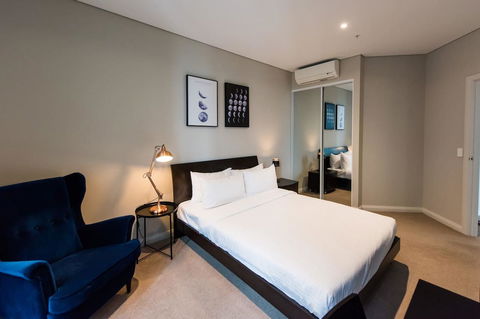 180Â° Water View Three Bedroom (wooden Furniture) - Accommodation Port Hedland 8