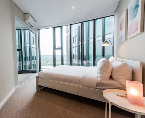 180Â° Water View Three Bedroom (wooden Furniture) - Accommodation Port Hedland 6