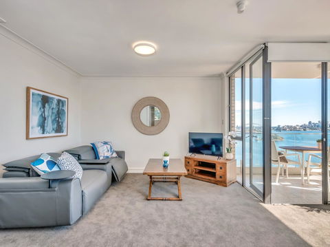 Panoramic Harbour Views And Unbeatable Comfort - Accommodation Port Hedland 2