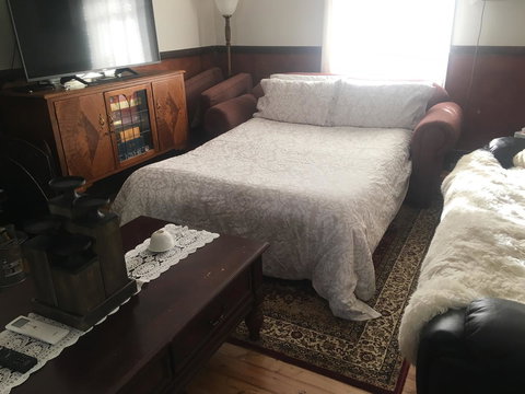 Caledonia Cottage - Accommodation Port Hedland 4