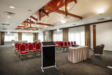 Mercure Darwin Airport Resort - Accommodation Port Hedland 38