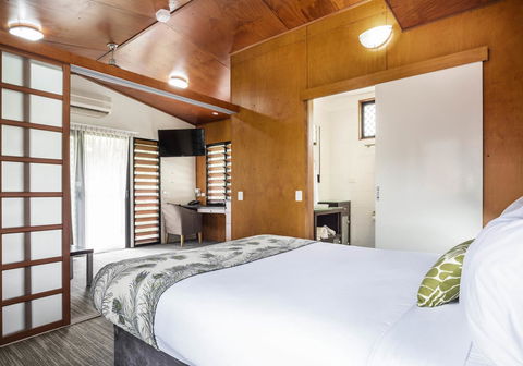 Mercure Darwin Airport Resort - Accommodation Port Hedland 4