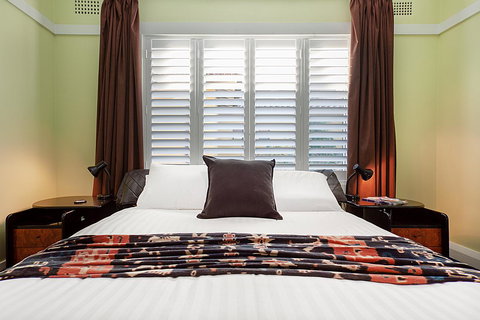 Art Deco Apartment With Breathtaking Water Views - Accommodation Port Hedland 10