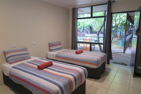 Jump Inn Alice Budget Accommodation - Accommodation Port Hedland 3
