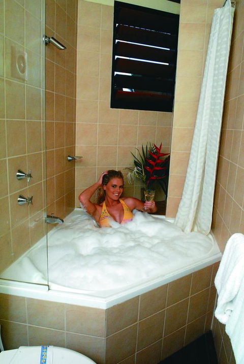 Palms City Resort - Accommodation Port Hedland 19