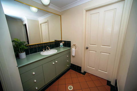 Beaches Serviced Apartments - Accommodation Port Hedland 32