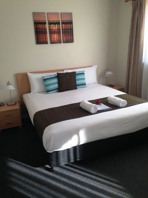 Beaches Serviced Apartments - Accommodation Port Hedland 40