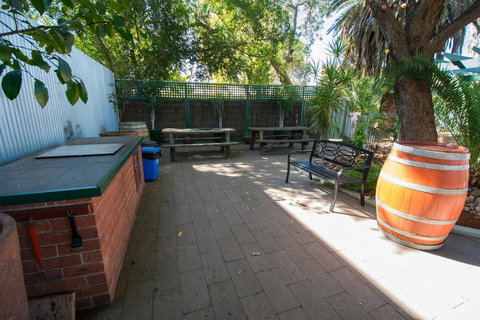 Elkira Court Motel - Accommodation Port Hedland 1