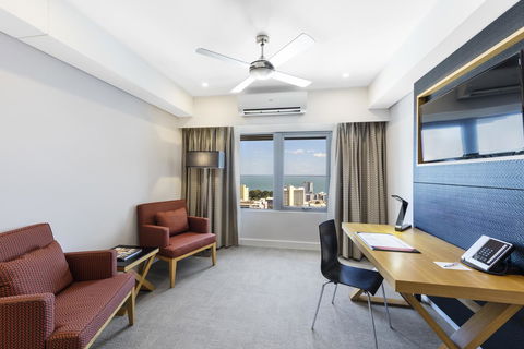 Oaks Darwin Elan Hotel - Accommodation Port Hedland 13