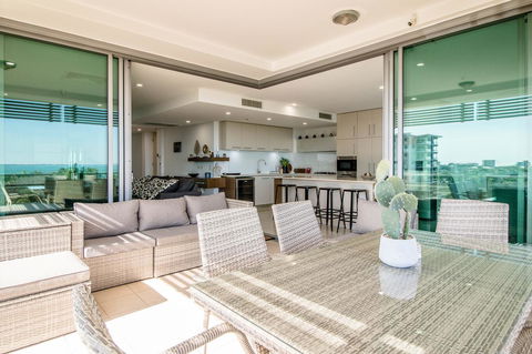 ZEN BY THE WATER - Esplanade Darwin Retreat - Accommodation Port Hedland 38