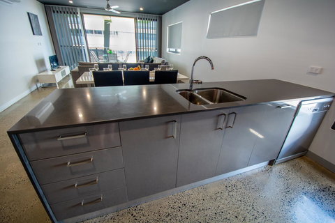 Magnum Serviced Apartments - Accommodation Port Hedland 6