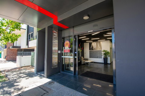 Magnum Serviced Apartments - Accommodation Port Hedland 25
