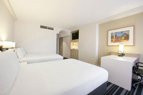 DoubleTree By Hilton Esplanade Darwin - Accommodation Port Hedland 16