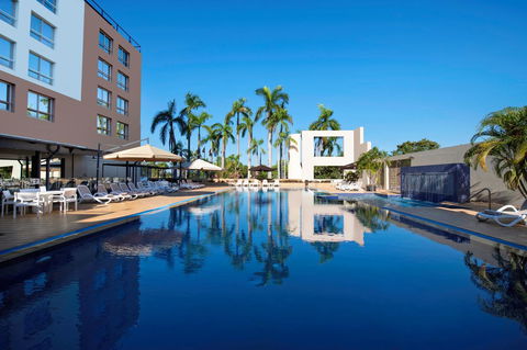 DoubleTree By Hilton Esplanade Darwin - Accommodation Port Hedland 0