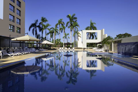 DoubleTree By Hilton Esplanade Darwin - Accommodation Port Hedland 6