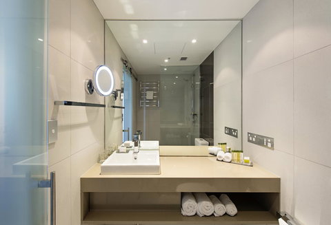 Hilton Garden Inn Darwin - Accommodation Port Hedland 11