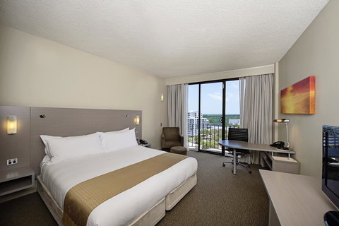 Hilton Garden Inn Darwin - Accommodation Port Hedland 6