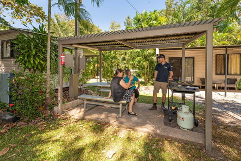 Oasis Tourist Park - Accommodation Port Hedland 5