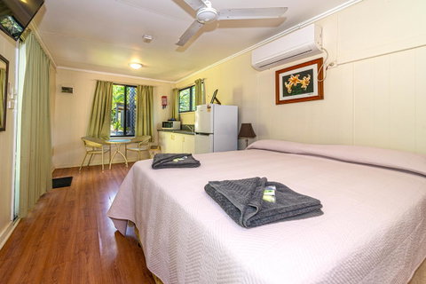 Oasis Tourist Park - Accommodation Port Hedland 9