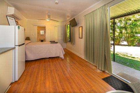 Oasis Tourist Park - Accommodation Port Hedland 7