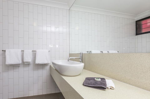 Discovery Resorts - Kings Canyon - Accommodation Port Hedland 26
