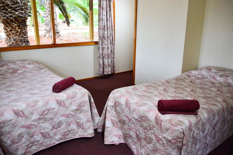 Erldunda Desert Oaks Resort - Accommodation Port Hedland 43