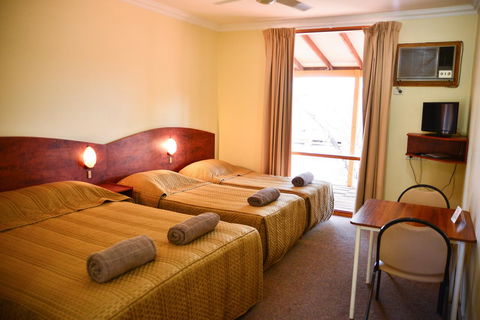 Erldunda Desert Oaks Resort - Accommodation Port Hedland 37