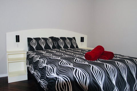 Erldunda Desert Oaks Resort - Accommodation Port Hedland 5