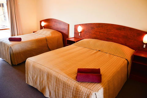 Erldunda Desert Oaks Resort - Accommodation Port Hedland 33